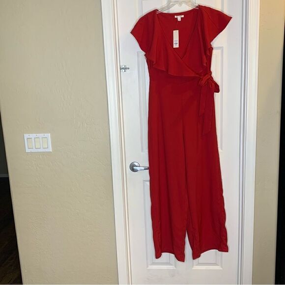 Francesca’s Miami Red Wide Leg Jumpsuit Size Medium - Picture 3 of 12